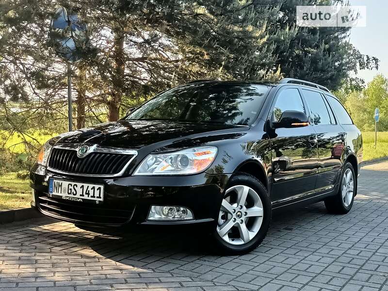 Універсал Skoda Octavia 2013 в Дрогобичі
