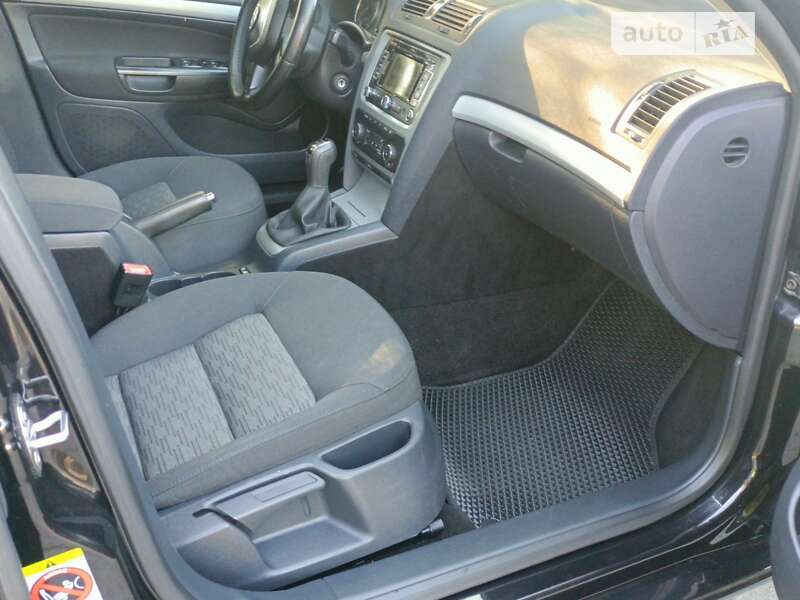 Універсал Skoda Octavia 2013 в Дрогобичі
