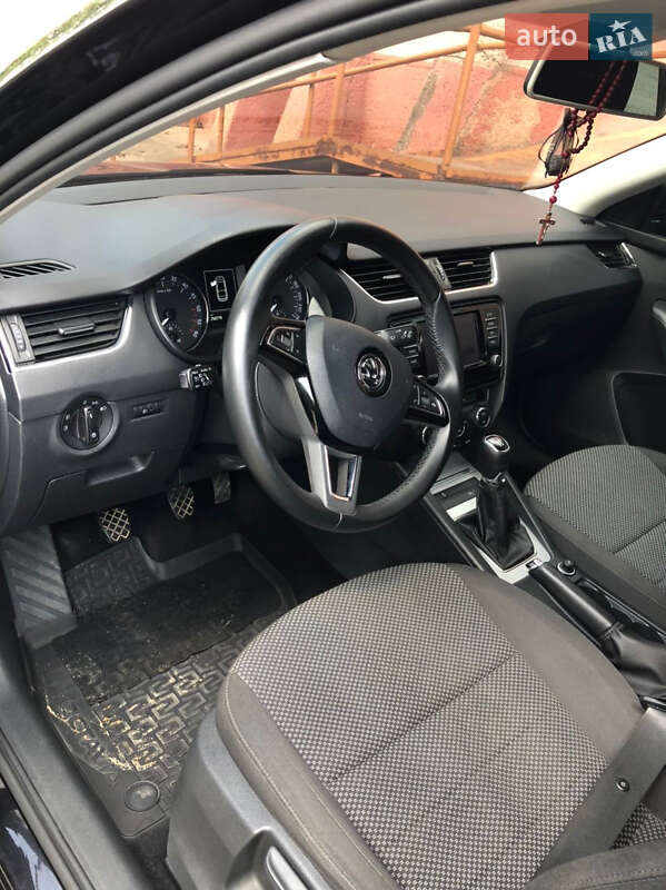 Лифтбек Skoda Octavia 2015 в Виноградове