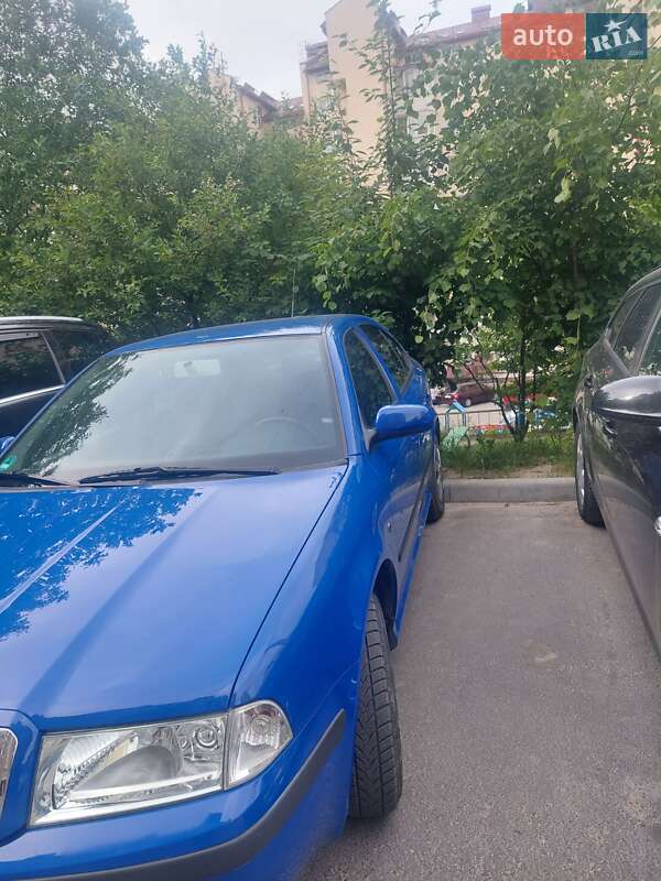Ліфтбек Skoda Octavia 2009 в Тернополі
