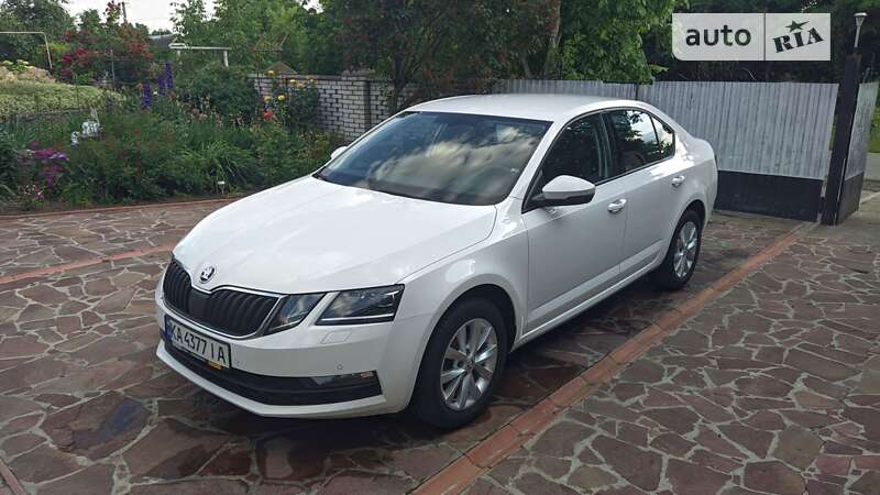 Лифтбек Skoda Octavia 2017 в Киеве