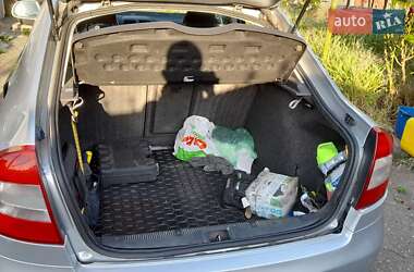 Лифтбек Skoda Octavia 2009 в 