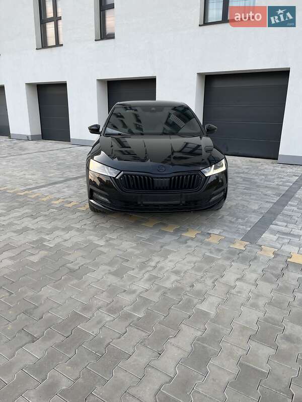 Лифтбек Skoda Octavia 2020 в Ужгороде