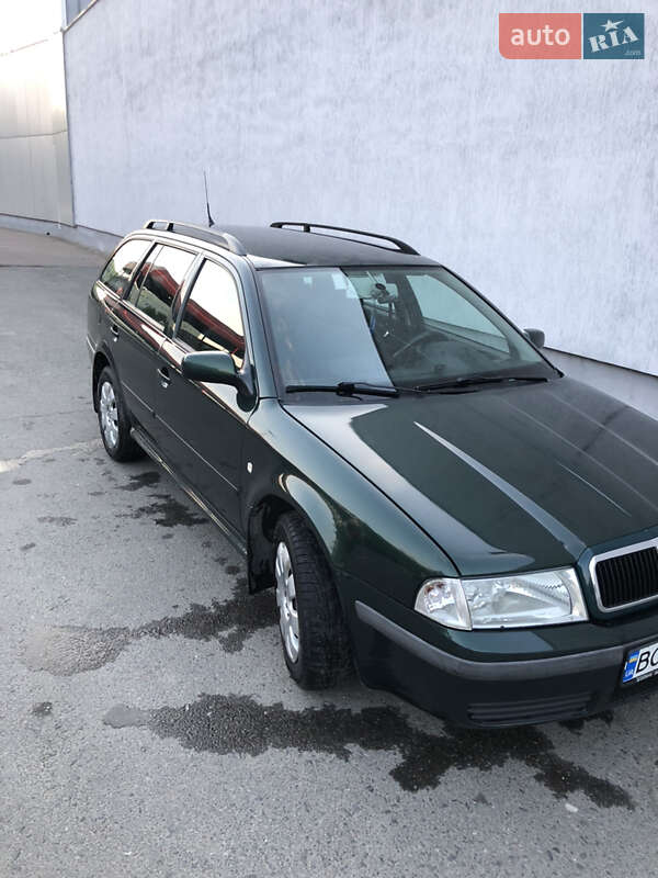 Універсал Skoda Octavia 2002 в Львові
