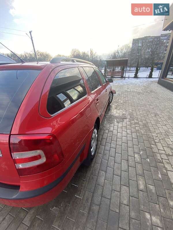 Универсал Skoda Octavia 2008 в Лозовой