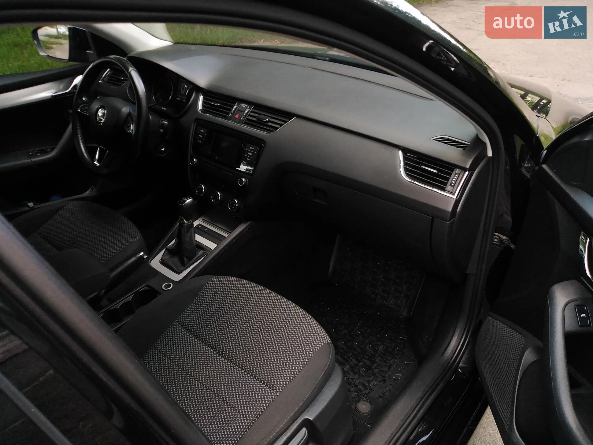 2016 Skoda Octavia - мініатюра 8