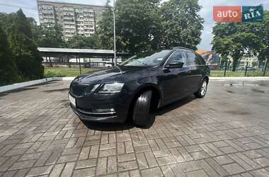 Універсал Skoda Octavia 2017 в Києві