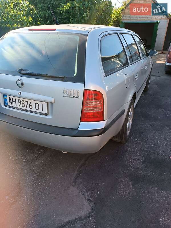 Универсал Skoda Octavia 2004 в Доброполье