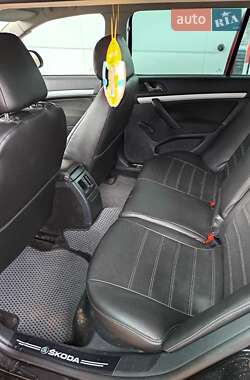 Универсал Skoda Octavia 2011 в 