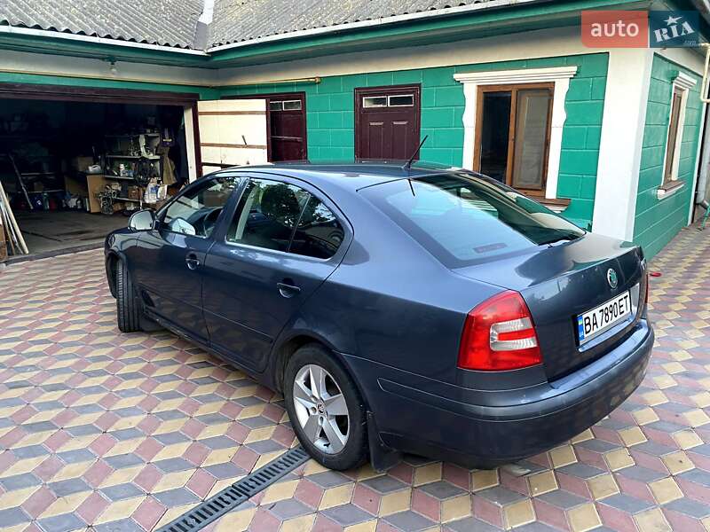 Лифтбек Skoda Octavia 2011 в Врадиевке