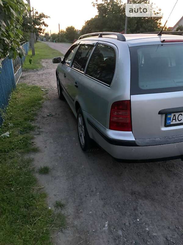 Универсал Skoda Octavia 2000 в Луцке