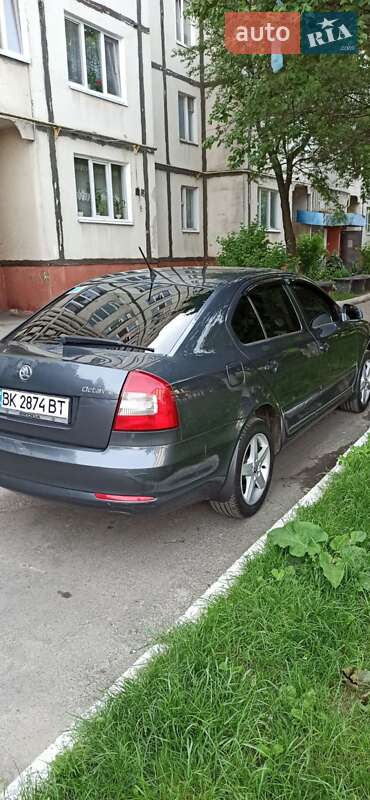 Лифтбек Skoda Octavia 2012 в Ровно