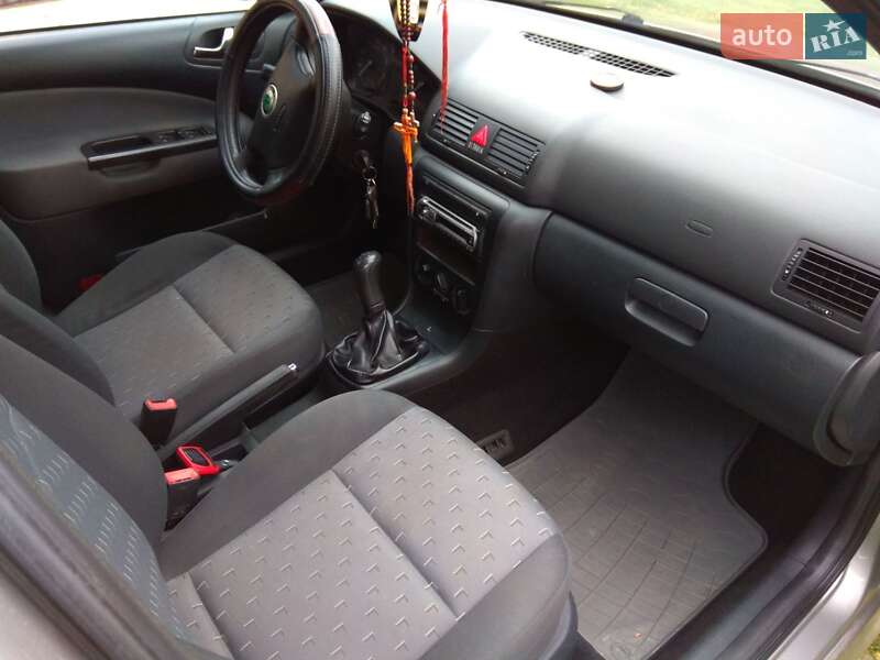 Лифтбек Skoda Octavia 2008 в Болехове