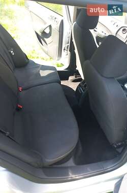 Универсал Skoda Octavia 2011 в 