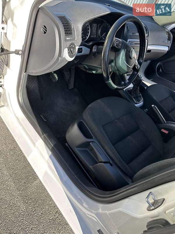 Універсал Skoda Octavia 2011 в Ірпені