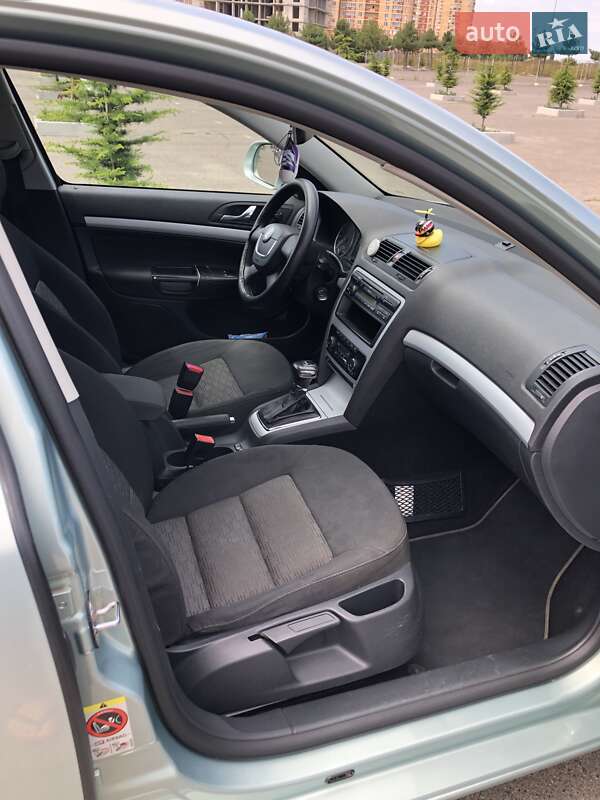 Універсал Skoda Octavia 2009 в Одесі