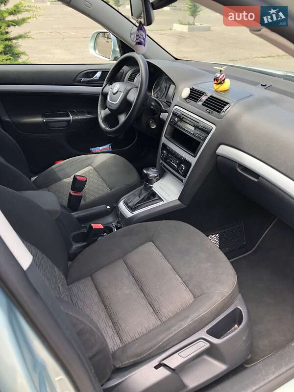 Універсал Skoda Octavia 2009 в Одесі