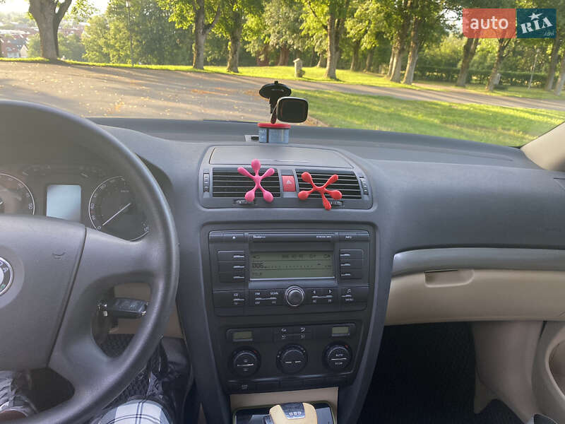 Универсал Skoda Octavia 2006 в Ровно