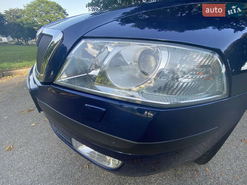 Универсал Skoda Octavia 2006 в Ровно