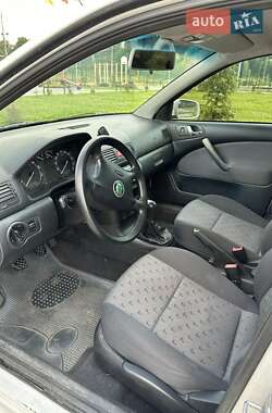 Лифтбек Skoda Octavia 2005 в 
