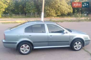 Лифтбек Skoda Octavia 2005 в Чернигове