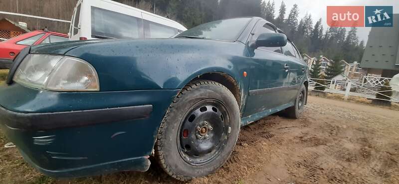 Ліфтбек Skoda Octavia 2000 в Яремчі