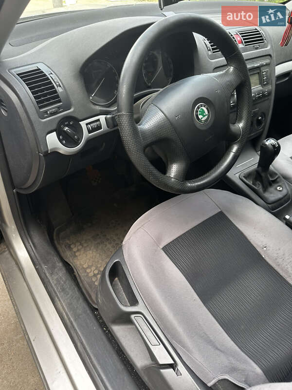 Лифтбек Skoda Octavia 2008 в Врадиевке