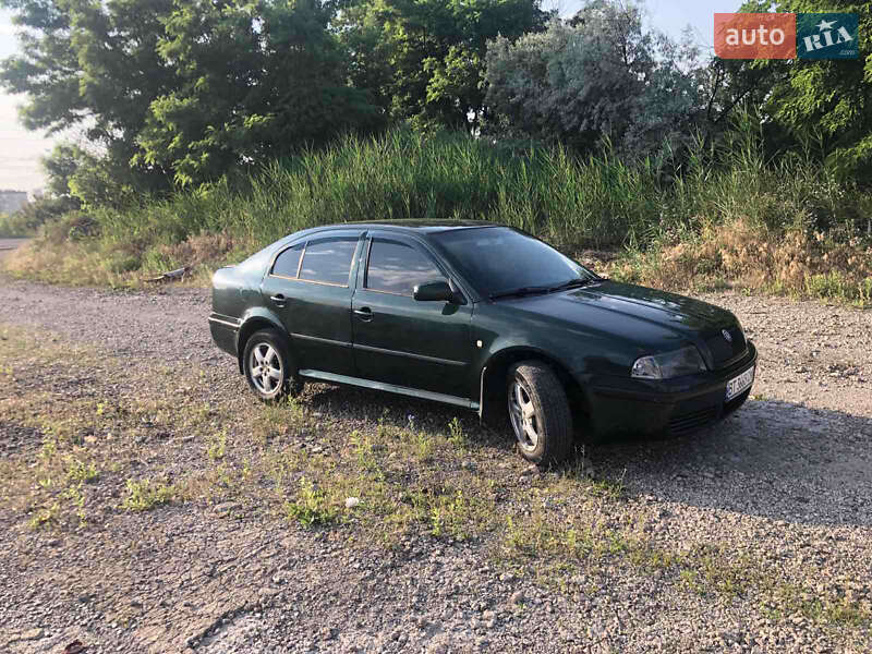 Ліфтбек Skoda Octavia 2002 в Кривому Розі