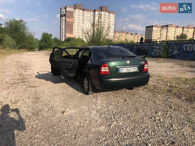 Ліфтбек Skoda Octavia 2002 в Кривому Розі