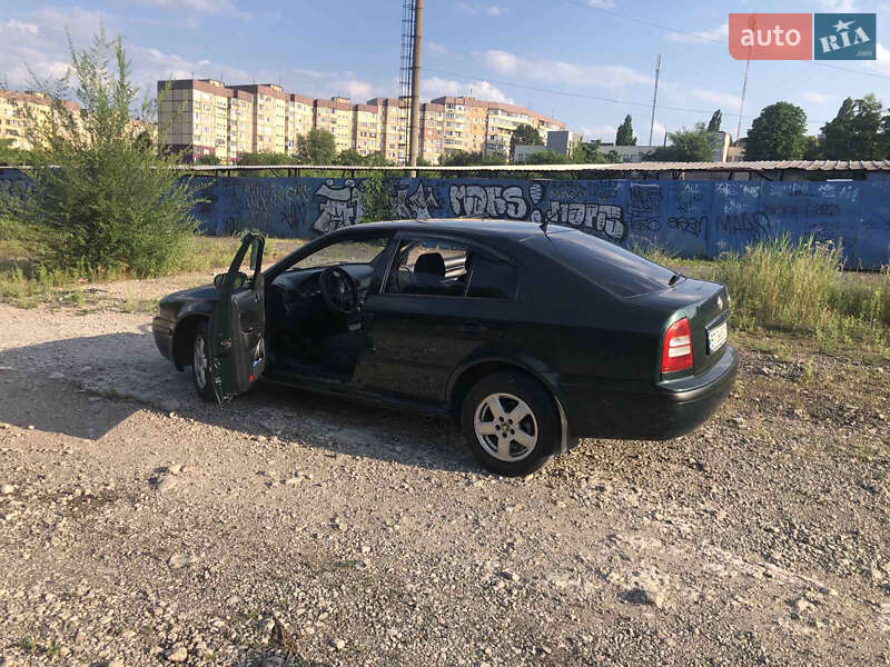 Ліфтбек Skoda Octavia 2002 в Кривому Розі