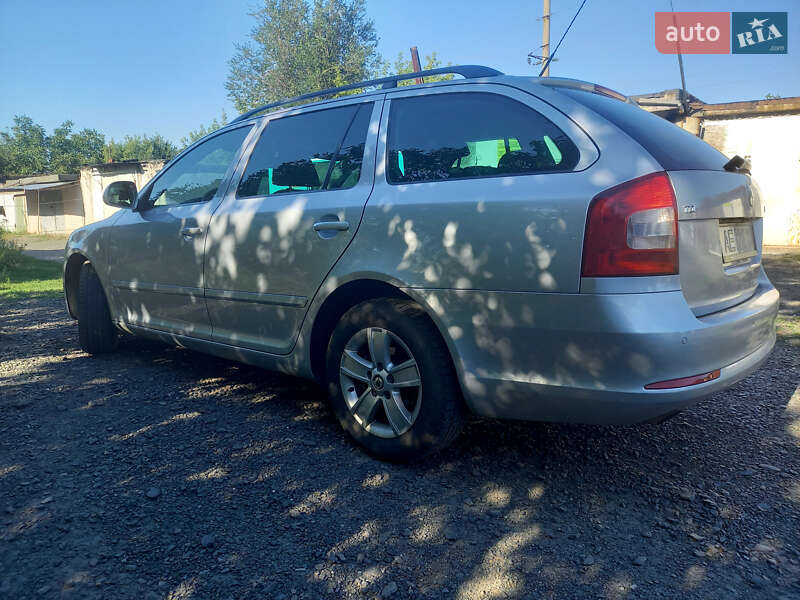Універсал Skoda Octavia 2010 в Кривому Розі