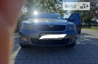 Универсал Skoda Octavia 2011 в Виноградове