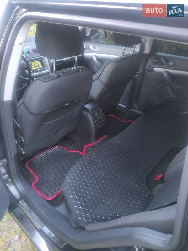 Универсал Skoda Octavia 2012 в Городке