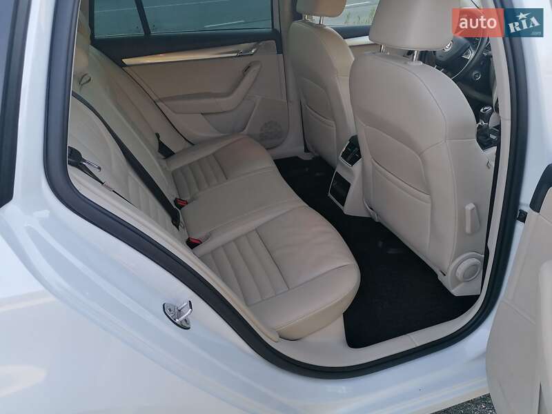 Універсал Skoda Octavia 2015 в Умані