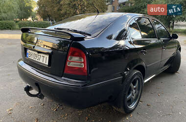 Лифтбек Skoda Octavia 2005 в 