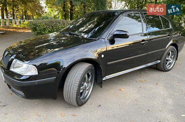 Лифтбек Skoda Octavia 2005 в 