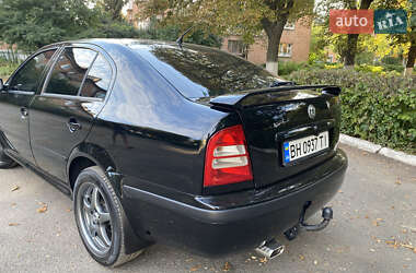 Лифтбек Skoda Octavia 2005 в 