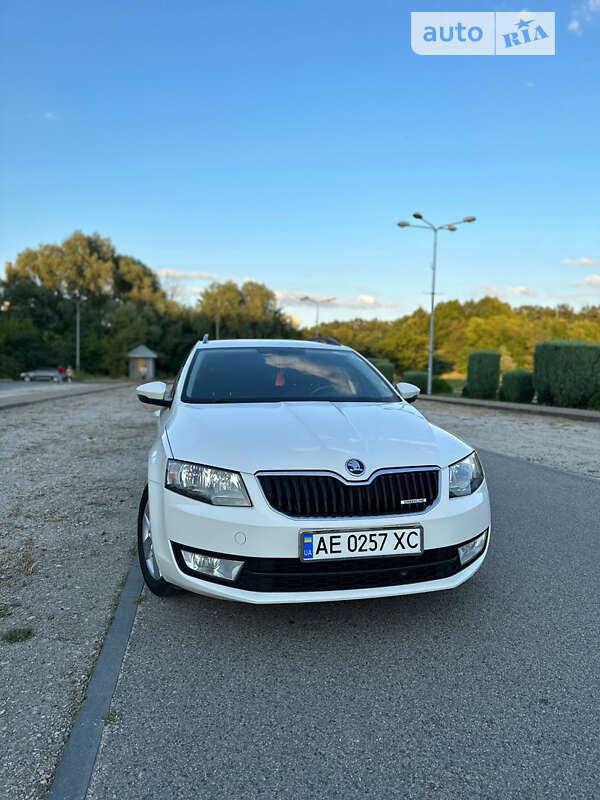 Универсал Skoda Octavia 2014 в Днепре