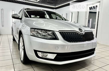 Лифтбек Skoda Octavia 2013 в 