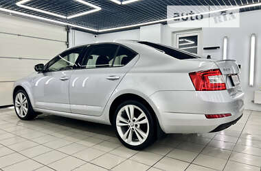 Лифтбек Skoda Octavia 2013 в 