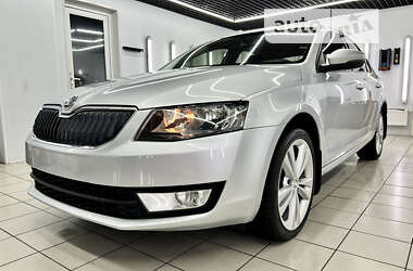 Лифтбек Skoda Octavia 2013 в 