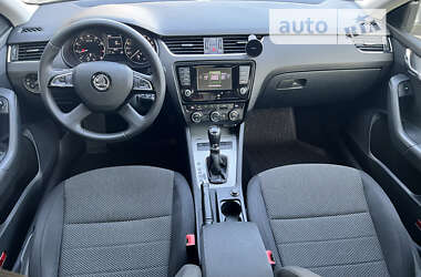 Лифтбек Skoda Octavia 2013 в 