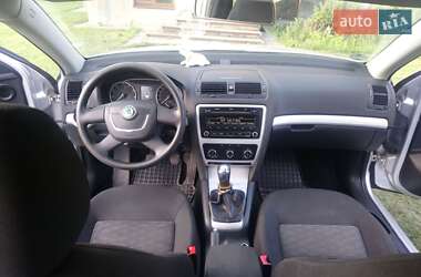 Универсал Skoda Octavia 2010 в 