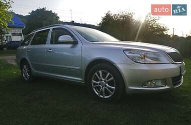 Универсал Skoda Octavia 2010 в 