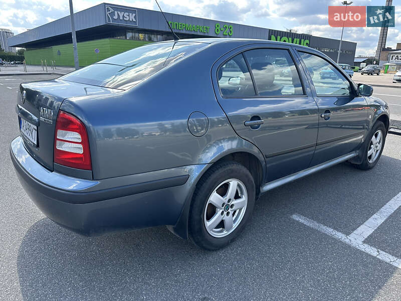 Лифтбек Skoda Octavia 2005 в Киеве