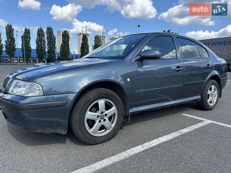 Лифтбек Skoda Octavia 2005 в Киеве