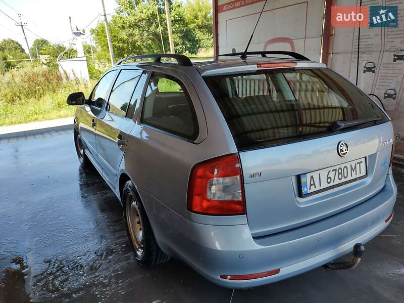 Універсал Skoda Octavia 2009 в Тростянці