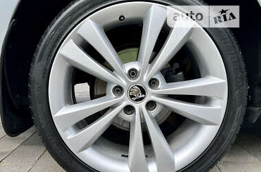 Лифтбек Skoda Octavia 2013 в 
