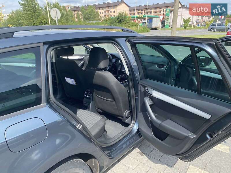 Універсал Skoda Octavia 2016 в Ужгороді