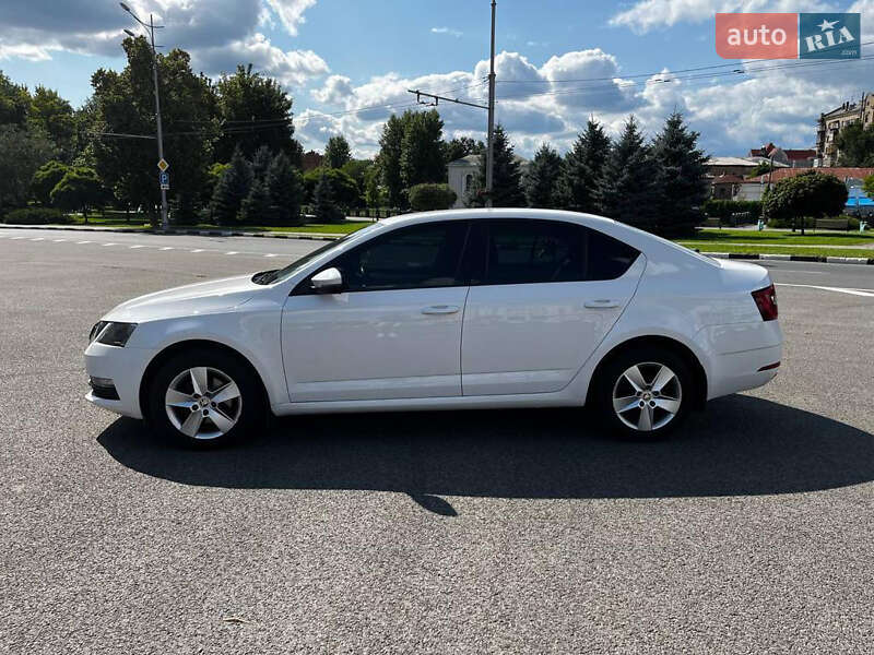Лифтбек Skoda Octavia 2017 в Харькове фото 6 Лифтбек Skoda Octavia 2017 в Харькове